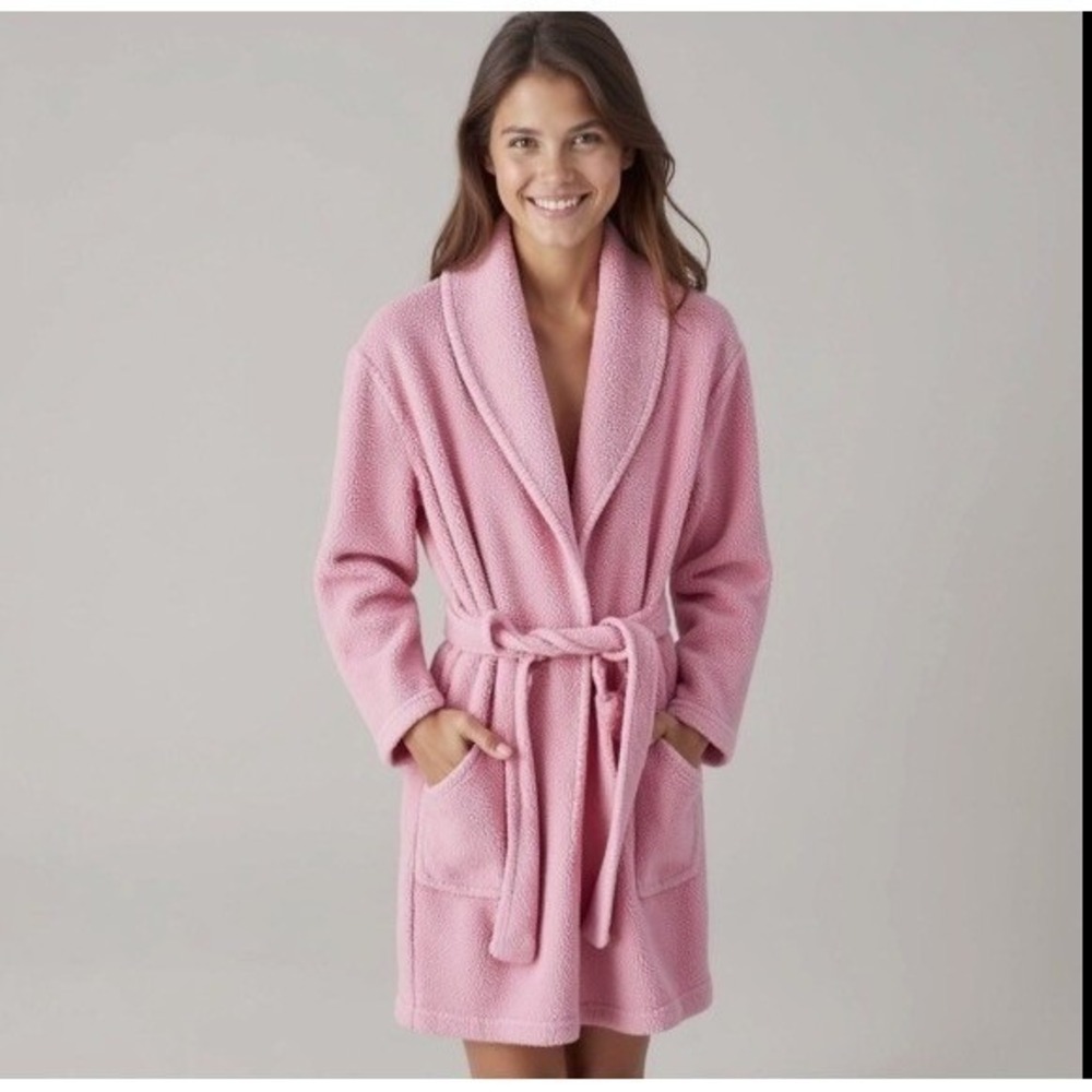 Pottery Barn Teen Size Pink Robe